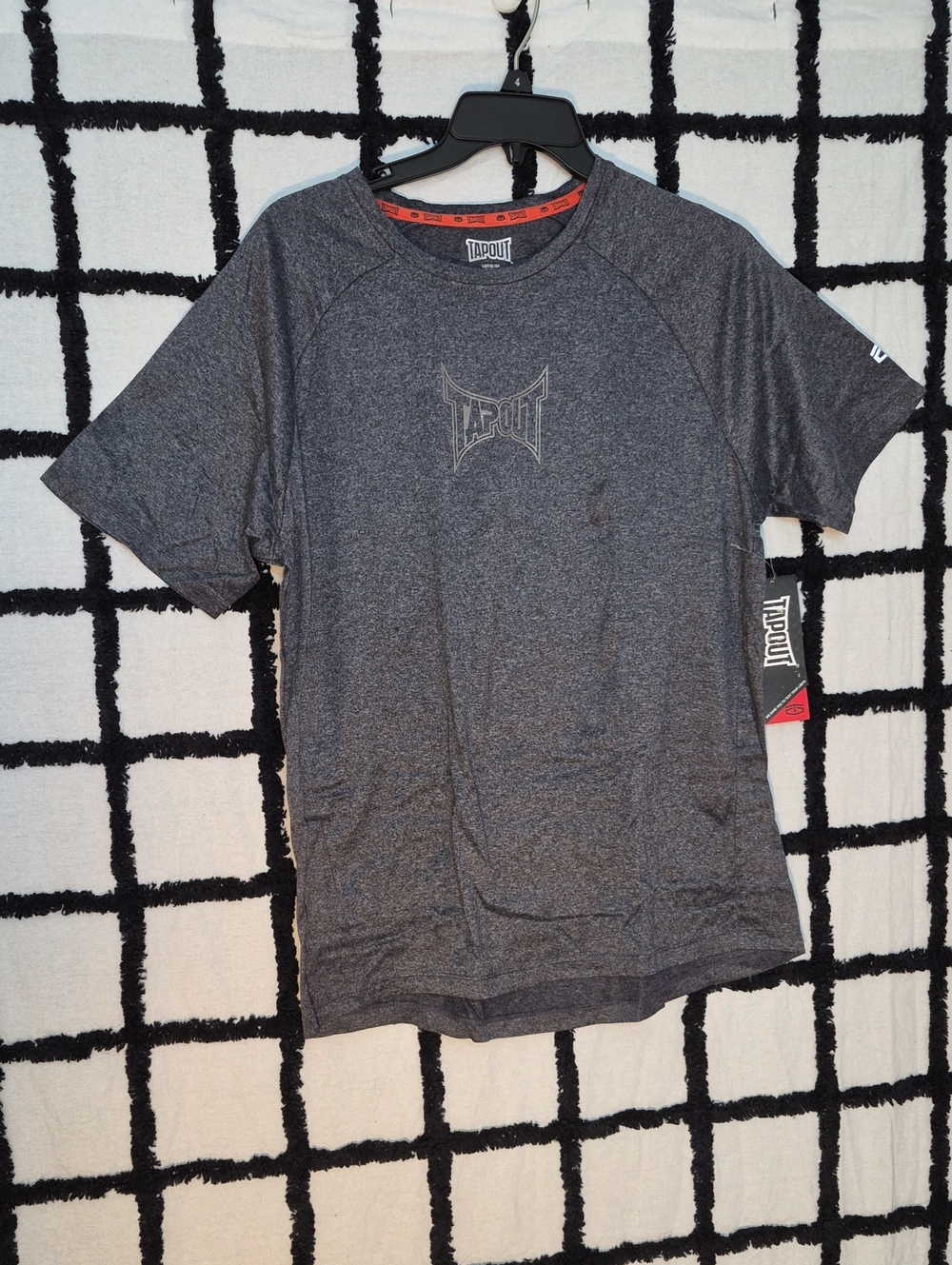 NWT Mens M Deep Navy Tapout T-Shirt